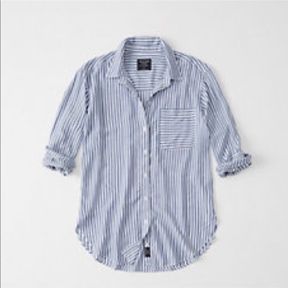 MOVING SALE 🏠 Abercrombie Women’s Boyfriend Shirt